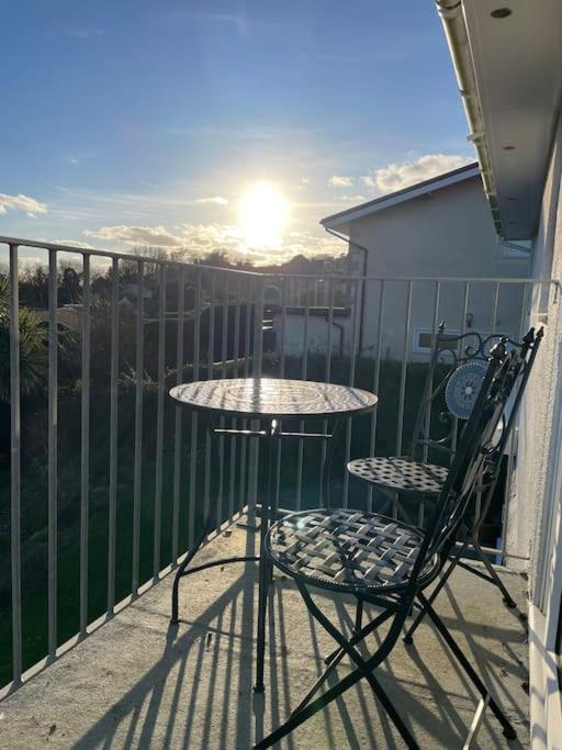 Stunning Charmouth Property With Bay Views! ภายนอก รูปภาพ