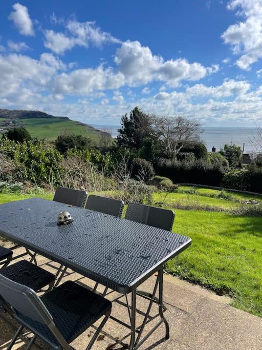 Stunning Charmouth Property With Bay Views! ภายนอก รูปภาพ