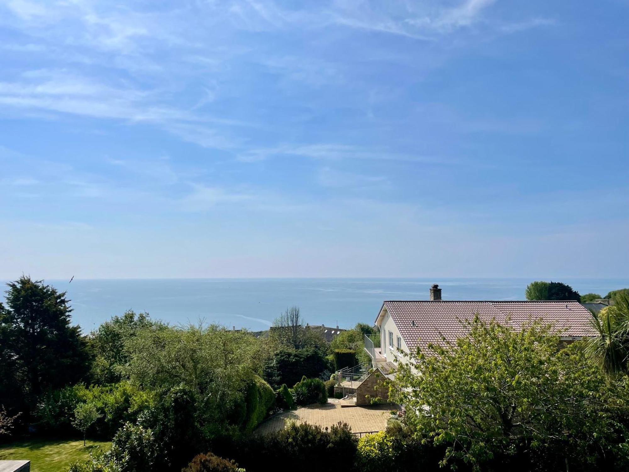 Stunning Charmouth Property With Bay Views! ภายนอก รูปภาพ