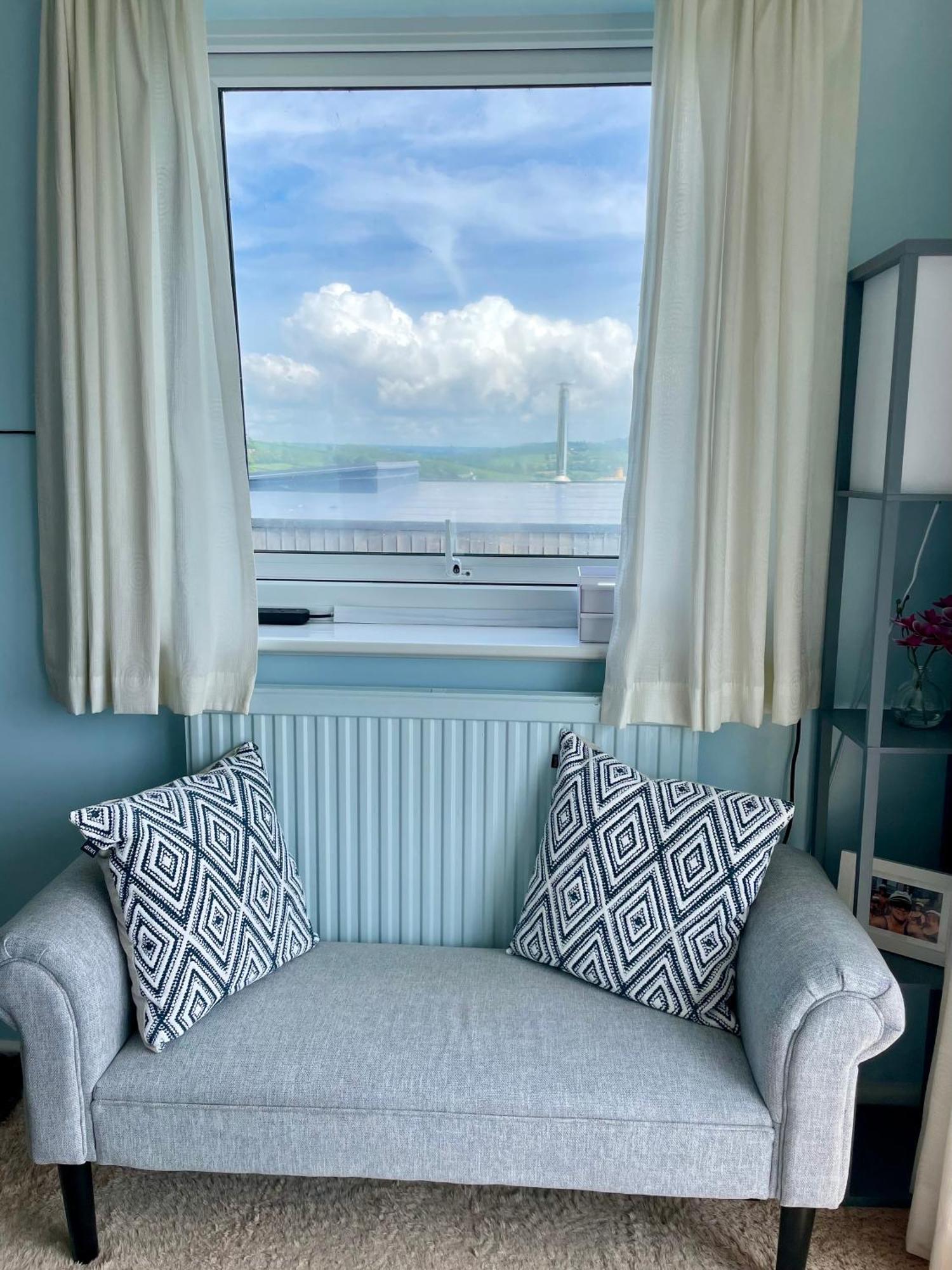 Stunning Charmouth Property With Bay Views! ภายนอก รูปภาพ
